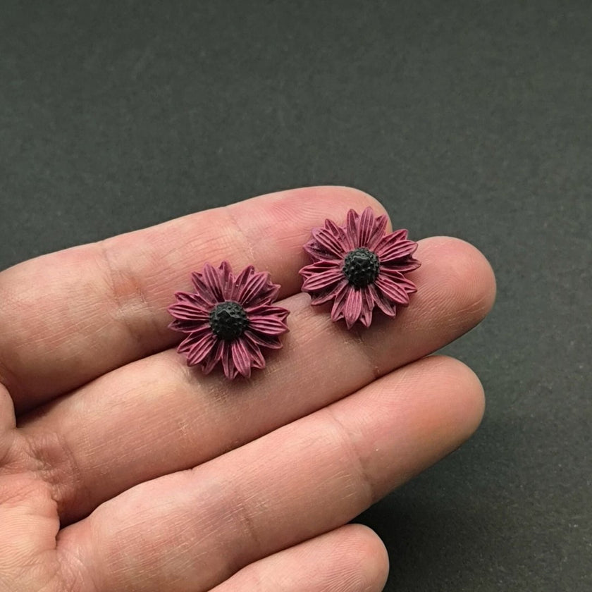 Daisy Minimalist Küpe - Frozen Berry