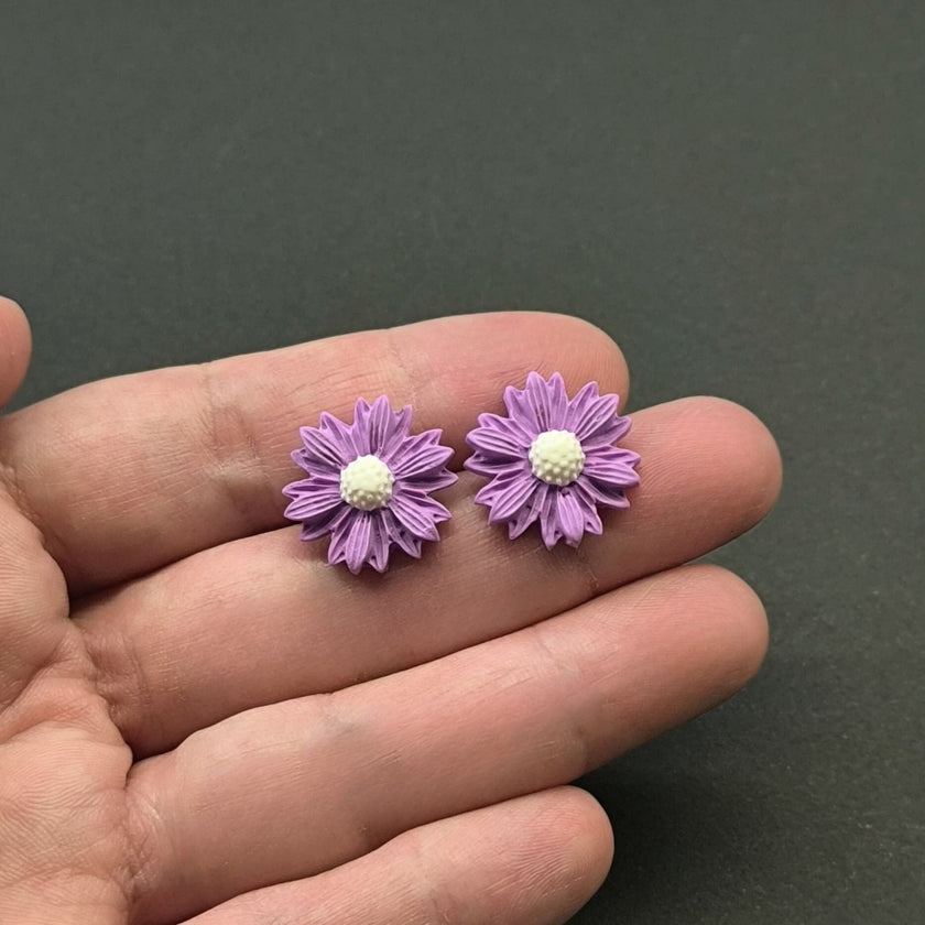 Daisy Minimalist Küpe - Lavender v1