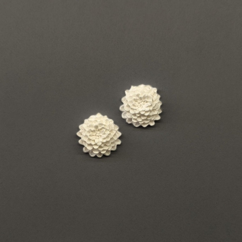 Chrysanthemum Küpe - Salt White