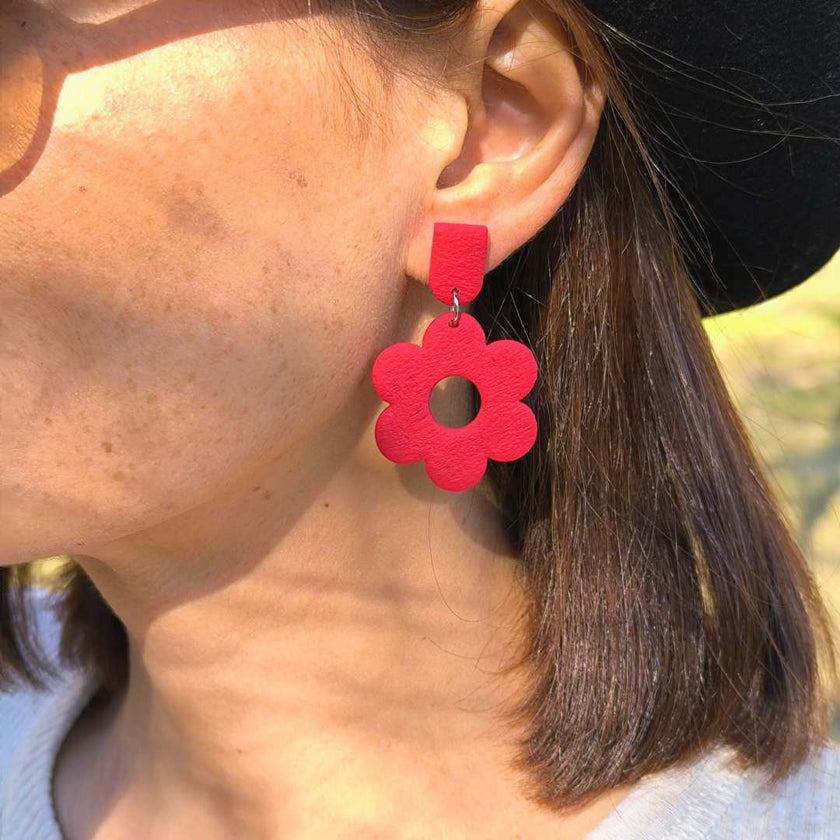 Daisy Beauty Küpe - Cherry Red