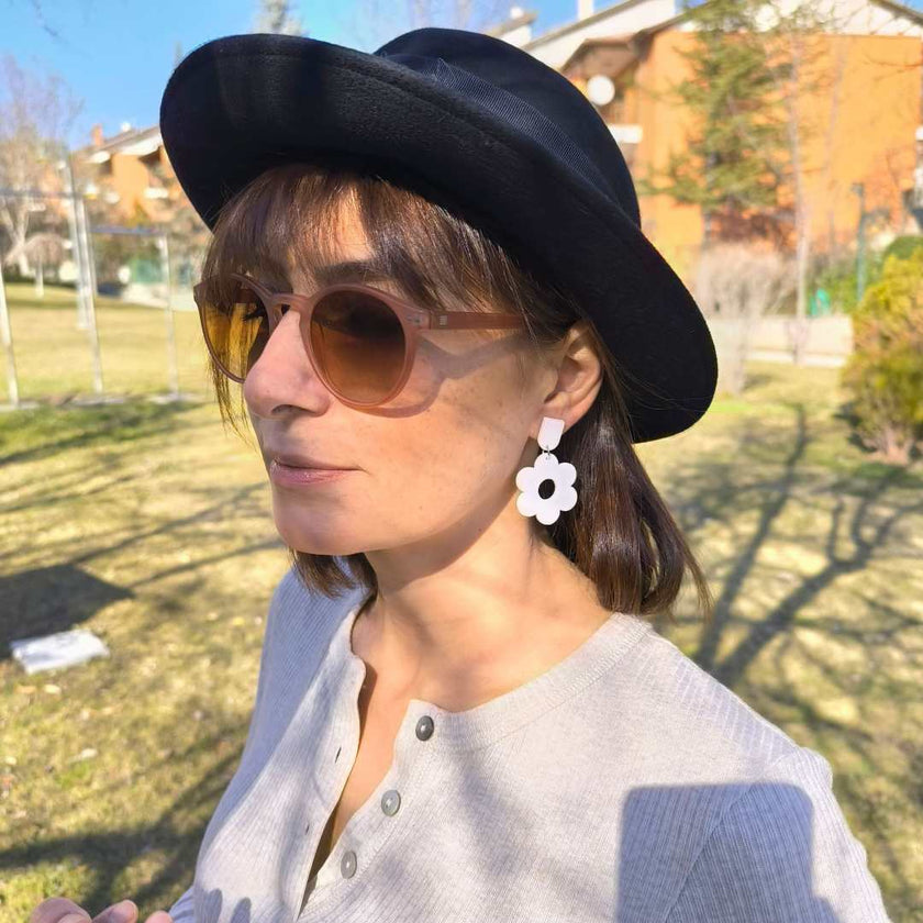 Daisy Beauty Küpe - Salt White