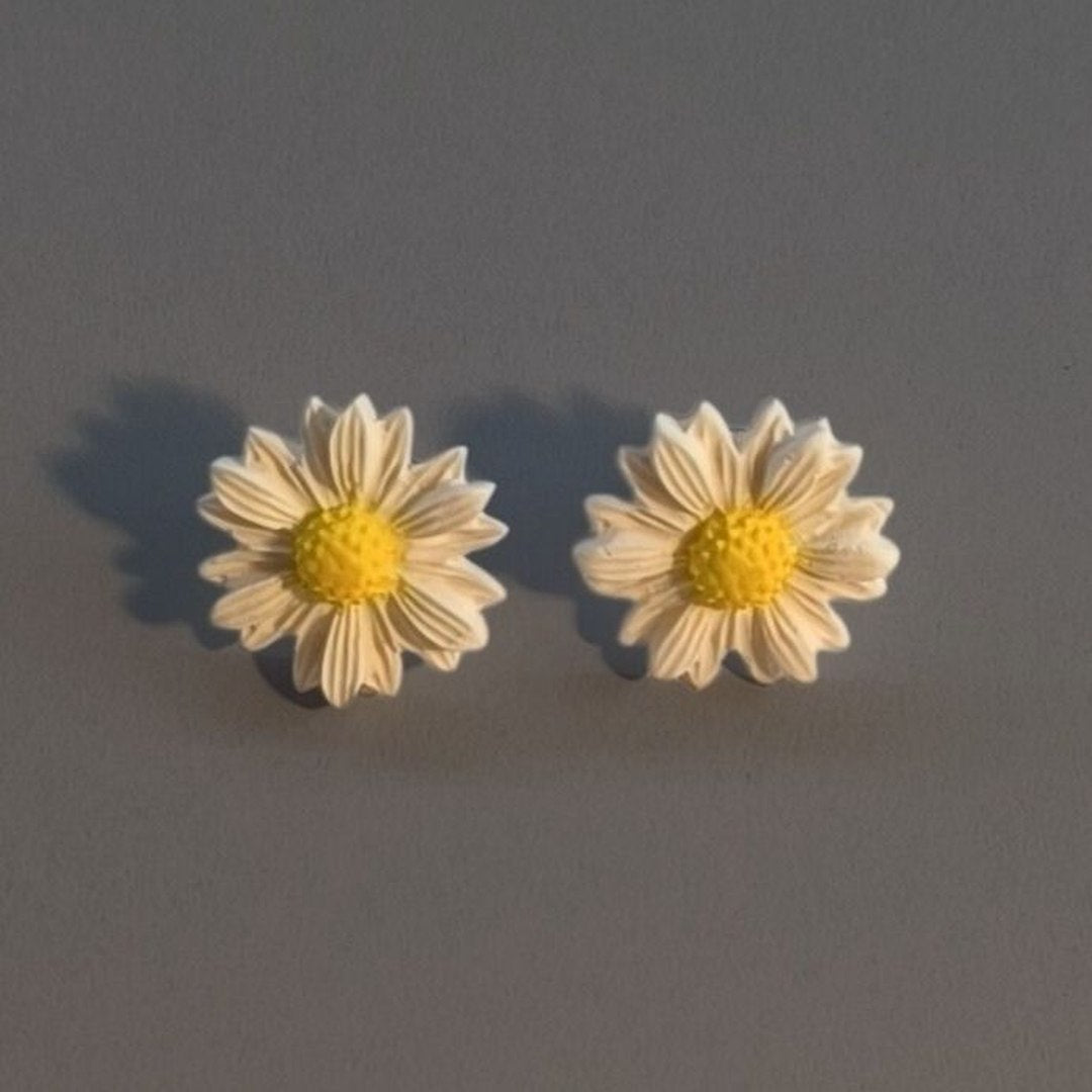 Daisy Minimalist - Salt White