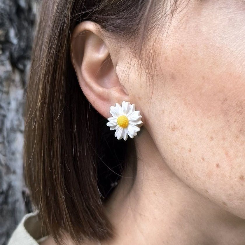 Daisy Minimalist Küpe - Salt White
